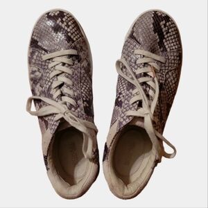 Michael Kors Keating Snake Print Lace-Up Platform Sneakers Size 7